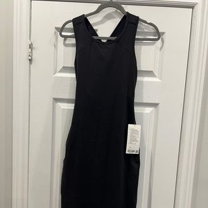 Lululemon picnic play dress size 8